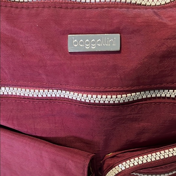 Baggallini Burgundy Large Crossbody Bag - Picture 2 of 10